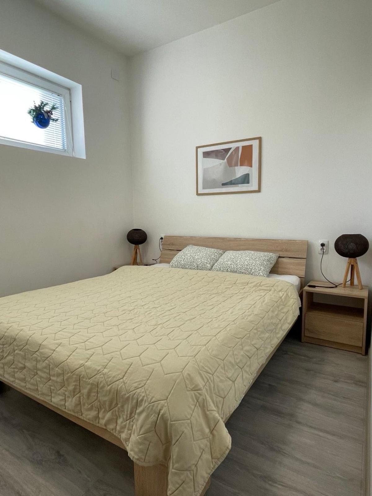 Apartman Arthur Kikinda ภายนอก รูปภาพ