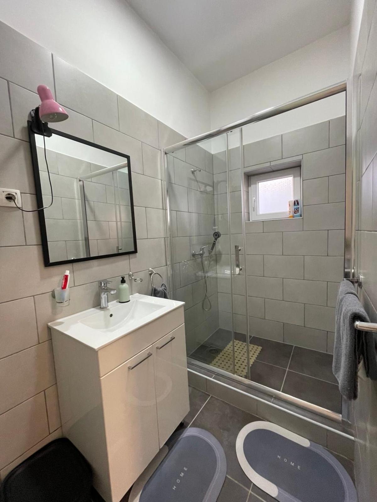 Apartman Arthur Kikinda ภายนอก รูปภาพ